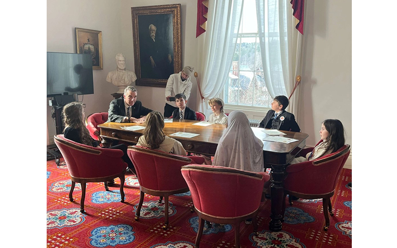 GovScottwithKidGovernor