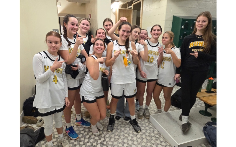 HU Girls BBall Chain Ceremony5541Website