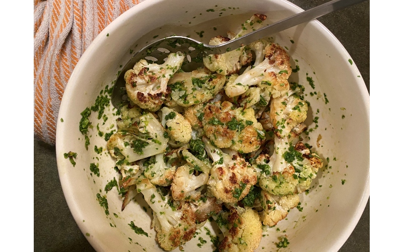 Roast Cauliflower Salad with Arugula and Garlic