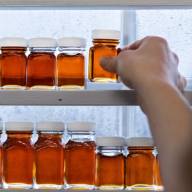 As winters get warmer, maple sugar makers adapt